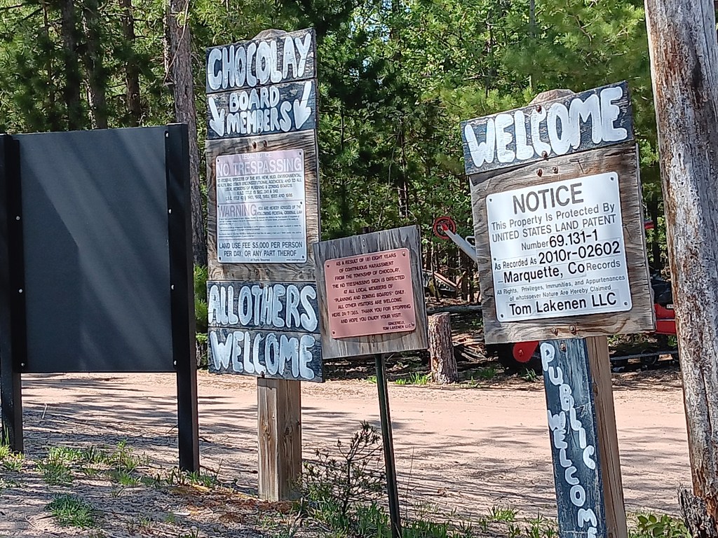 Lakenenland welcome sign