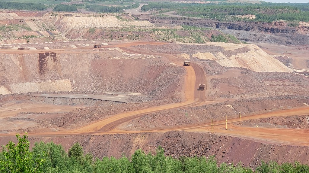 Hull Rust Mahoning Mine close up
