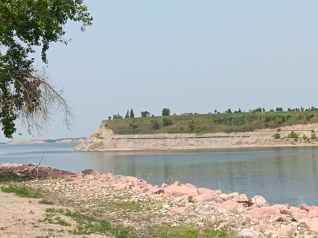 lake sakakawea